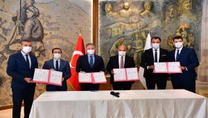 Hayırsever Erdemoğlu ailesinden eğitime destek