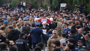 İdlip Şehidini Son Yolculuğuna Binlerce Kişi Uğurladı - Videolu Haber