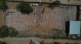 İHH Somalili 38 bin 601 aileye un dağıttı