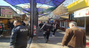 İki grup arasındaki kavgayı polis sonlandırdı - Videolu Haber