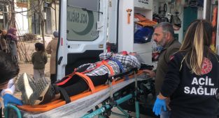 İki kadın sürücü çarpıştı: 1 yaralı - Videolu Haber