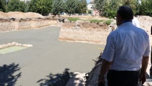 İl Milli Eğitim Müdürü Alagöz yapımı devam eden halk eğitim merkezini inceledi