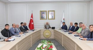 İl Özel İdaresi Vali Dr. Varol başkanlığında toplandı