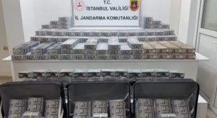İstanbul’da 4,5 Milyar TL’lik sahte döviz operasyonu: 5 şüpheli yakalandı