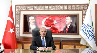 İtfaiyecilerimiz kendi hayatlarını tehlikeye atarak mesleklerini icra ediyor