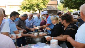 İYİ Parti Adıyaman Kadın Kolları’ndan aşure ikramı - Videolu Haber