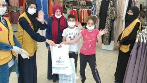 İyilik Derneği 200 Yetimin Yüzünü Güldürdü