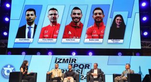 İz bırakan sporcular İzmir Spor Zirvesi’nde