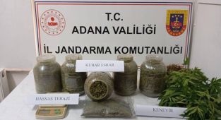 Jandarmadan uyuşturucu tacirlerine darbe
