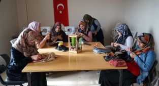 Kadınlar verimli zaman geçiriyor - Videolu Haber
