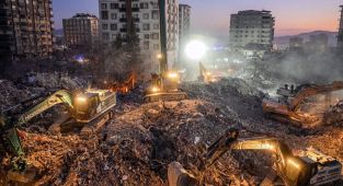 Kahramanmaraş'ın İsias'ı 'Ebrar Sitesi Davası' başladı: 1400 kişiye mezar olmuştu