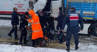 Kahramanmaraş'ta zincirleme trafik kazası: 1 yaralı - Videolu Haber