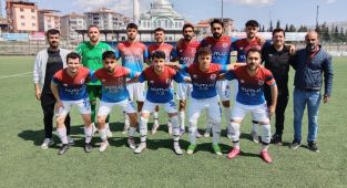 Kahta 02 Spor, Gölbaşı'nı 4-1 mağlup ederek BAL'da kaldı