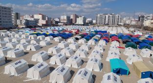 Kahta'da 2 farklı bölgede çadır kent kuruldu