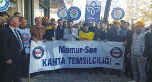 Kahta’da eğitim sendikalarından ortak promosyon tepkisi