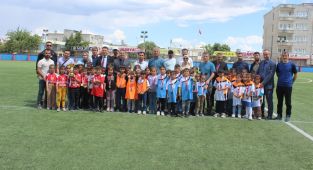 Kahta’da Geleneksel Çocuk Oyunları Şenliği başladı