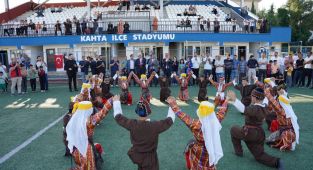 Kahta’da Gençlik ve Spor Festivali coşkuyla kutlandı