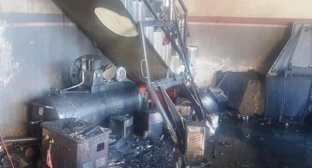Kahta'da İşyeri Yangında Küle Döndü