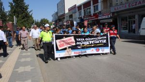 Kahta’da Trafikte 'Yaya Güvenliğinin Nöbetçisiyiz' Etkinliği
