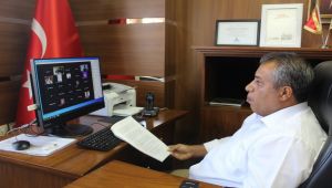 Kahta ilçesinde öğrenci velileriyle online toplantı