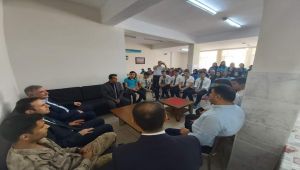 Kahta Kaymakamı Doğan'dan, Mustafa Yardımcı Anadolu Lisesini Ziyaret