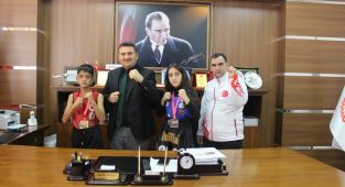 Kâhtalı şampiyonlar Antalya'yı salladı