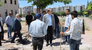 Karaköprü’de yol açma ve bakım-onarım seferberliği sürüyor