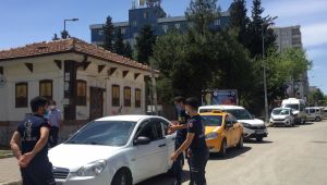 Karantinadan kaçtı, uygulama noktasında yakalandı - Videolu Haber
