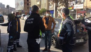 Karantinayı ihlal eden sürücü uygulamada yakalandı - Videolu Haber