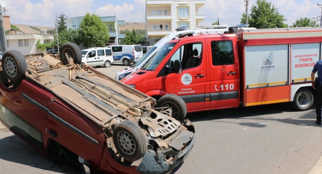 Karnesini Alan Bisikletli Çocuğa Araç Çarptı - Videolu Haber