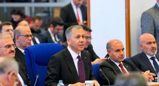 Kartel Operasyonu ile kırmızı bültenle aranan mafya lideri yakalandı - Videolu Haber
