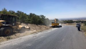 Katı atık depolama tesisi yolunda genişletme çalışması