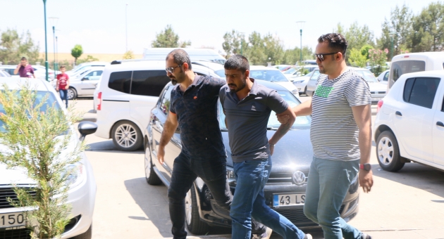 Kavga Ettiği Kişiyi Tabanca ile Yaralayan Zanlı Yakalandı - Videolu Haber