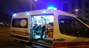 Kavşakta iki otomobil çarpıştı: 1 yaralı - Videolu Haber