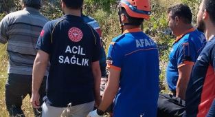Kayalıklardan düşen çoban ağır yaralandı