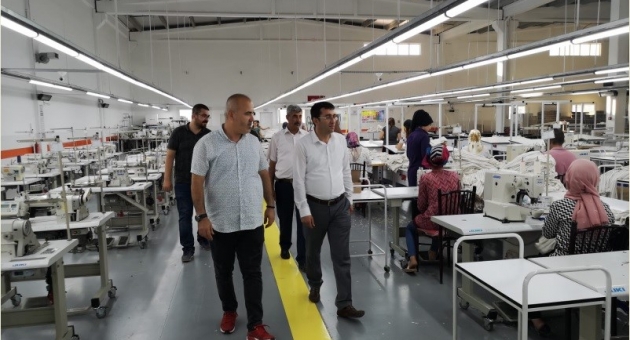 Kaymakam Gencer OSB'de İncelemelerde Bulundu