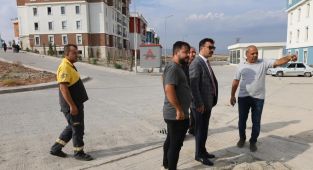 Kaymakam Soysal, TOKİ Deprem Konutlarını inceledi