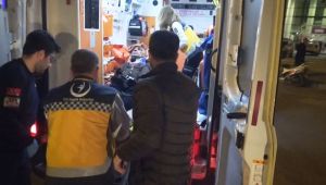 Kazada Yaralan Sürücüye İlk Müdahaleyi Başhekim Yaptı