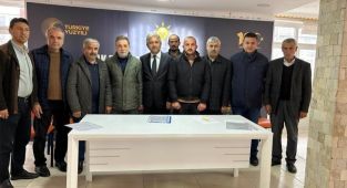 Kemal Uysal Ak Parti'den aday adayı oldu