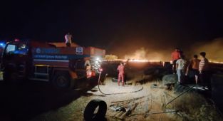 Korkutan yangın 3 saatte kontrol altına alındı - Videolu Haber
