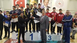 Köseceli Ortaokulu Dartta Bölge Şampiyonu Oldu