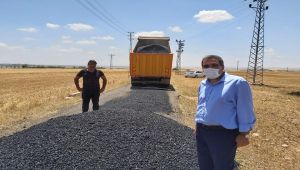 Köy grup yollarının bakım ve onarım çalışmaları devam ediyor