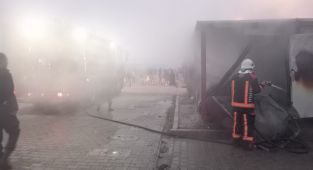Malatya'da konteyner kentte korkutan yangın - Videolu Haber