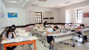 Malatya’da LGS’ye girecek öğrenciler deneme sınavına girdi