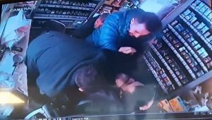 Marketten Çaldığı Sigaraları Satmak İsterken Yakalandı - Videolu Haber