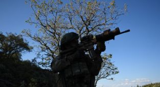 Mehmetçik Suriye’de 2 teröristi etkisiz hale getirdi