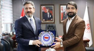 Memur-Sen’den Bakan Aydın’a ziyaret