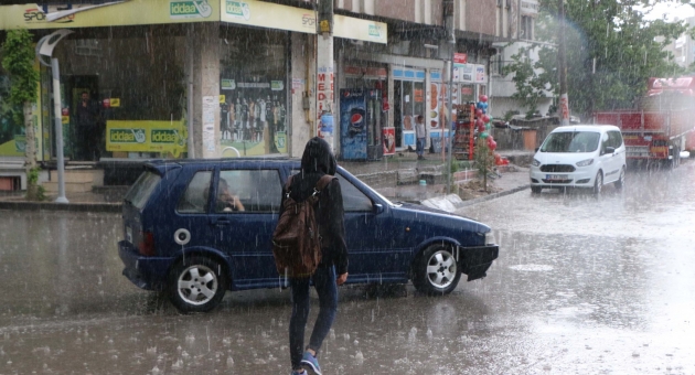 Meteorolojiden Adıyaman ve Bölgede Kuvvetli Yağış Uyarısı