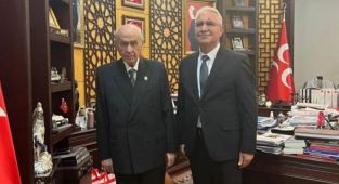 MHP Niğde'de Adıyamanlı Profesör Hamdi Doğan'ı aday gösterdi