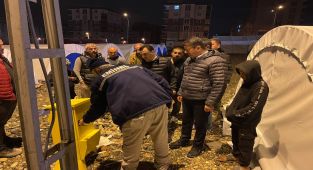 Milletvekili Tutdere: 610 tane çadırın tamamının altından sular aktı